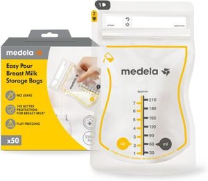 Medela Easy Pour Bags one of ourb best breast milk storage bags